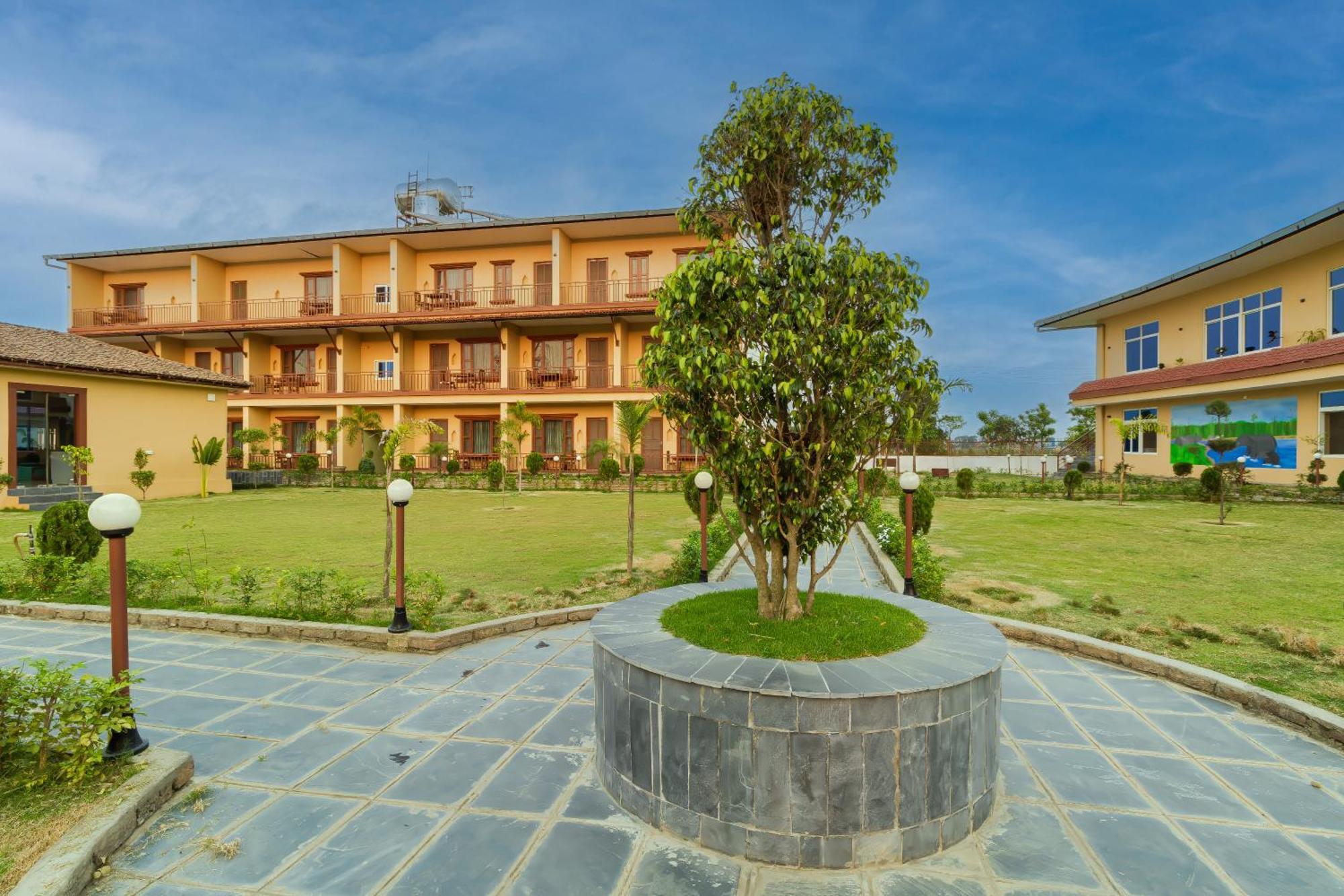 Sisai Park Village Читван Экстерьер фото