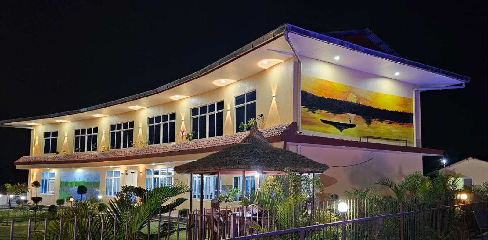 Sisai Park Village Читван Экстерьер фото